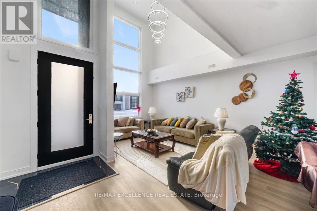 3717 Quayside Drive, Severn (West Shore), Ontario  L3V 8M9 - Photo 3 - S12687888