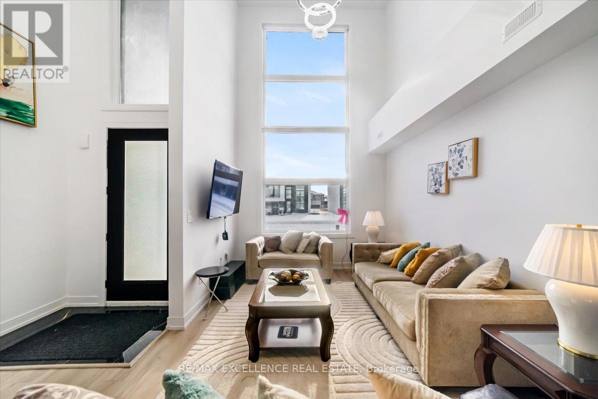 3717 Quayside Drive, Severn (West Shore), Ontario  L3V 8M9 - Photo 6 - S12687888