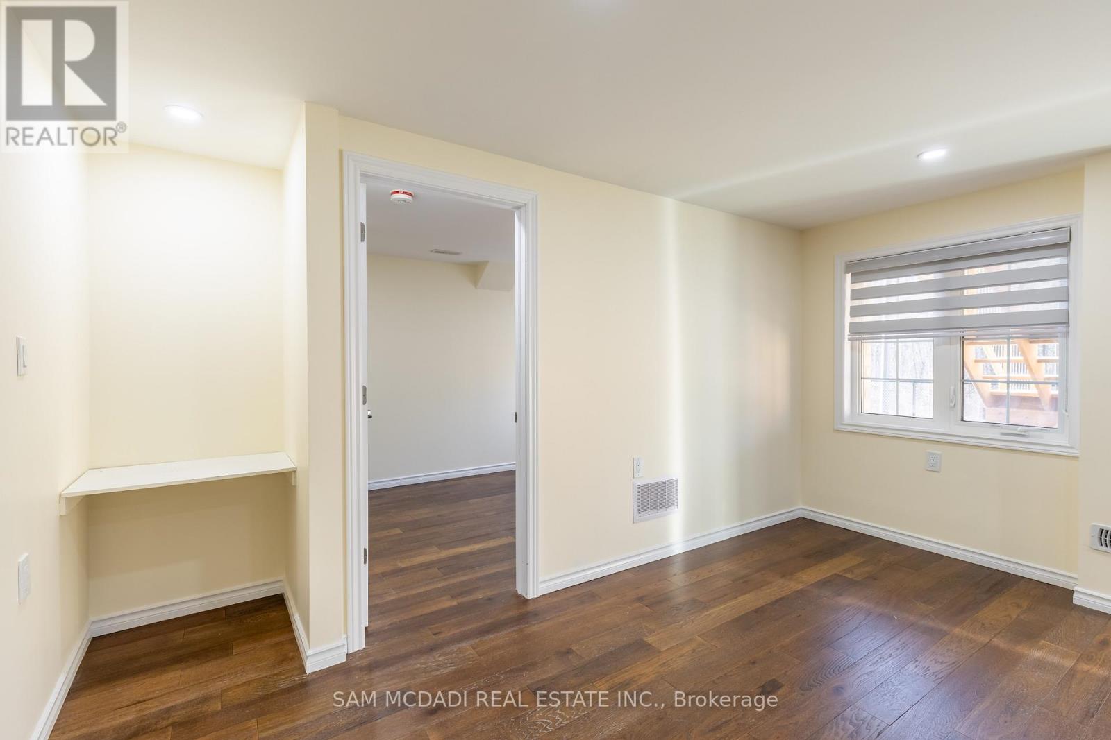 841 Magnolia Terrace, Milton, Ontario  L9T 7E7 - Photo 7 - W12687734