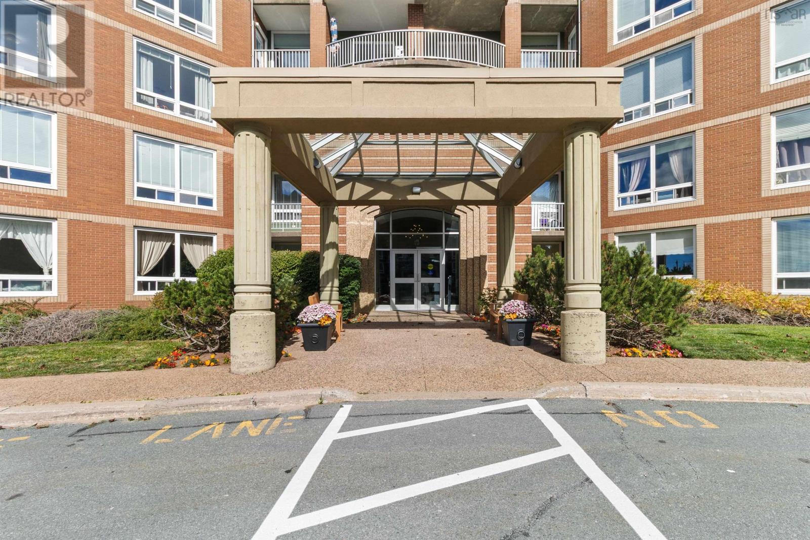 307 10 Regency Park Drive, Halifax, Nova Scotia  B3S 1P2 - Photo 3 - 202525161