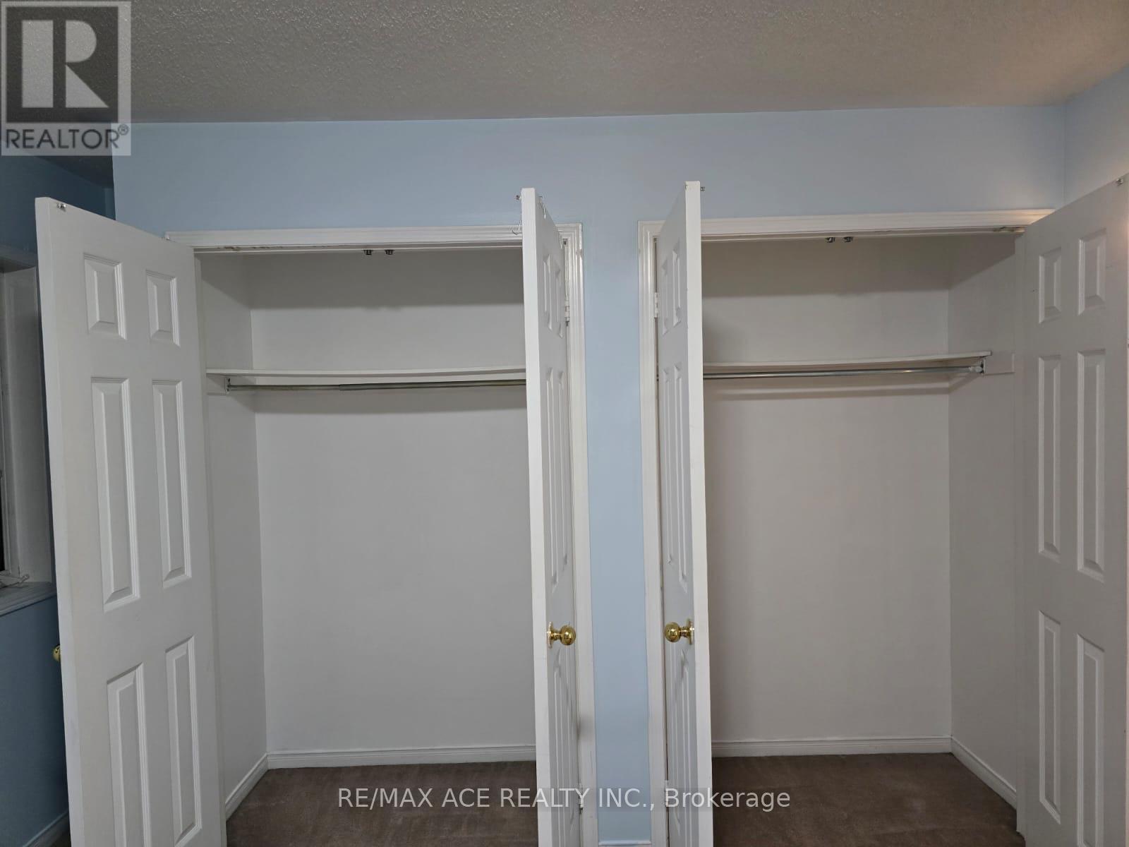 Main - 104 Sunfield Road, Toronto, Ontario  M3M 2V3 - Photo 16 - W12687768