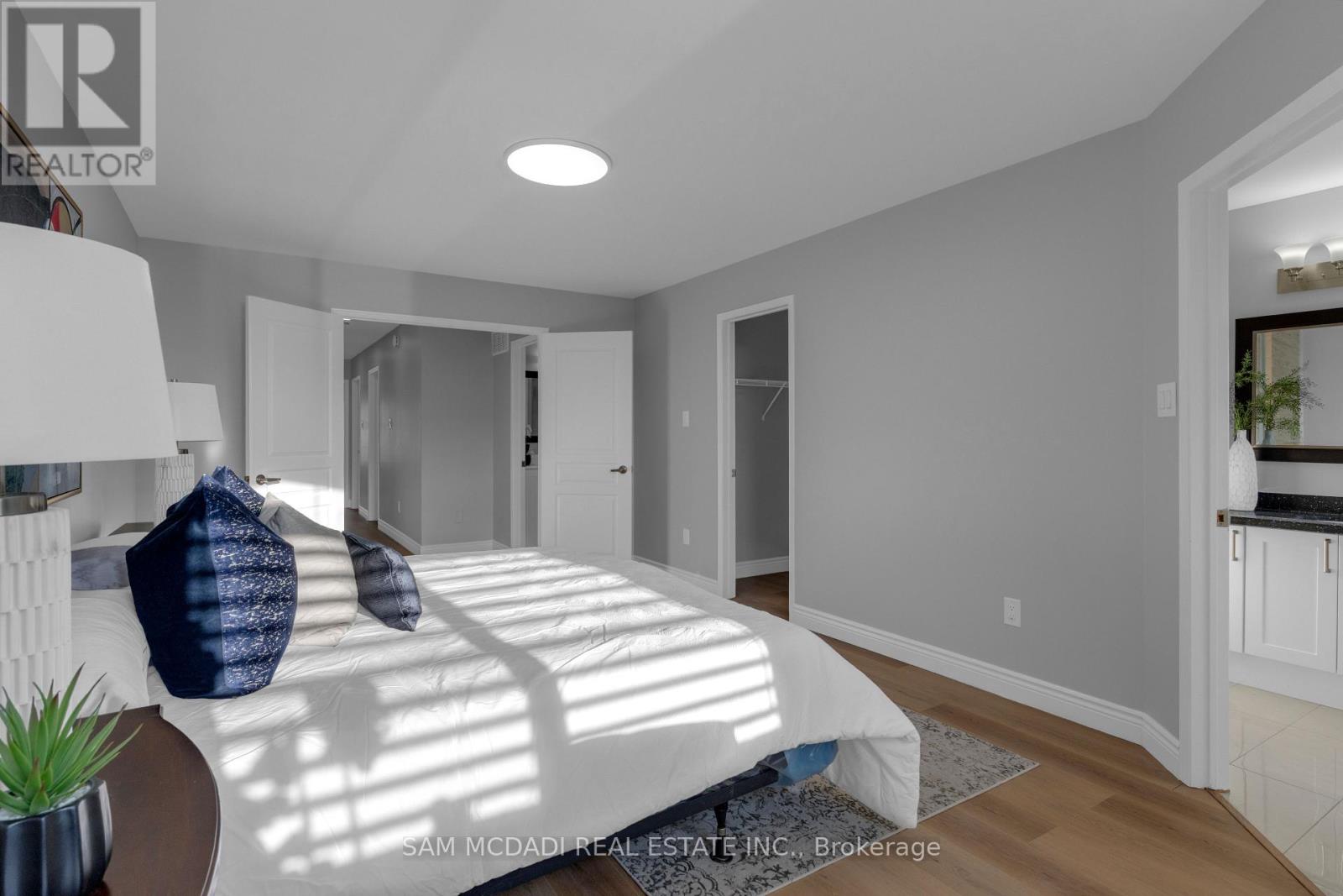 5689 Margarita Crescent, Mississauga, Ontario  L5M 6Y7 - Photo 15 - W12687806