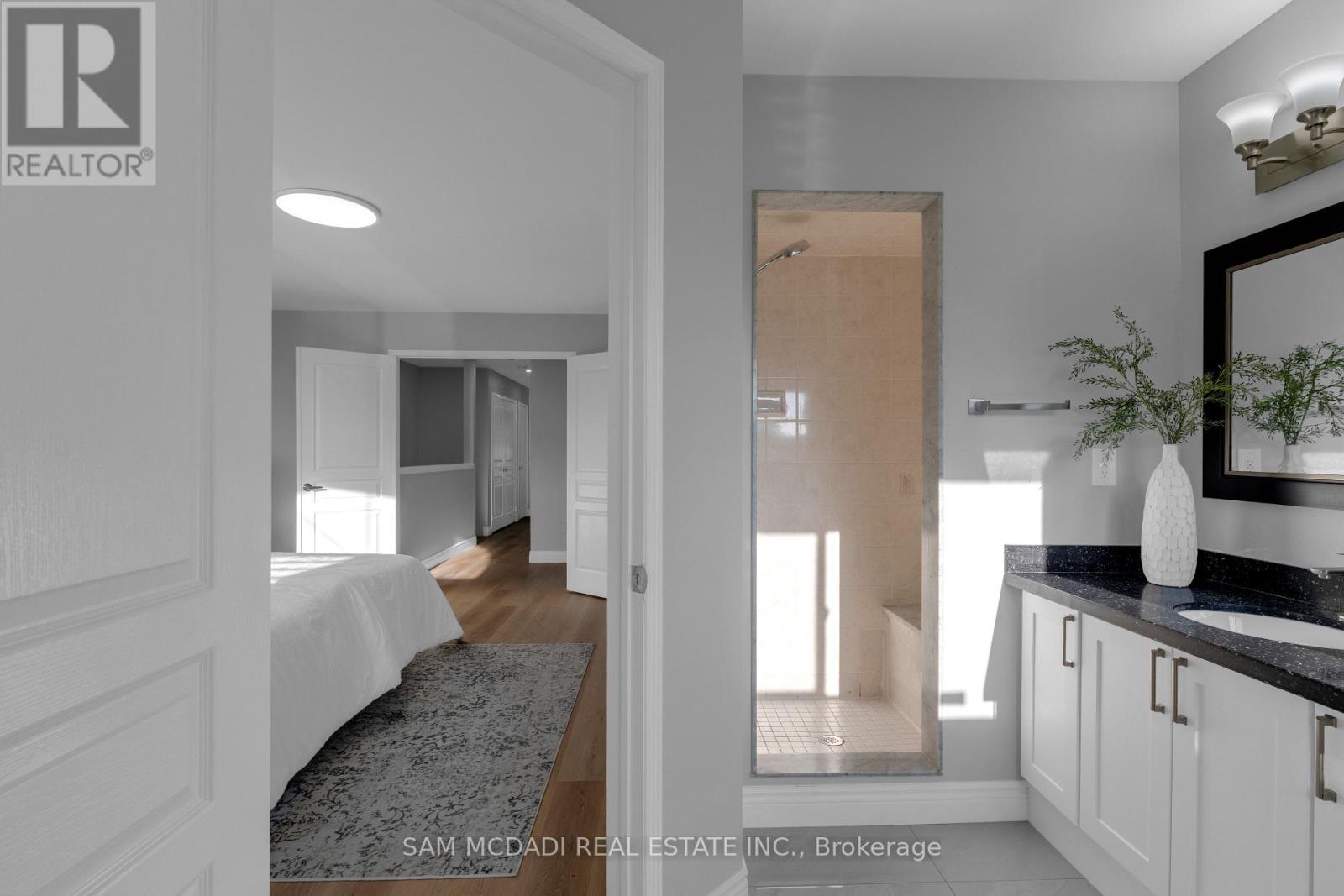 5689 Margarita Crescent, Mississauga, Ontario  L5M 6Y7 - Photo 17 - W12687806