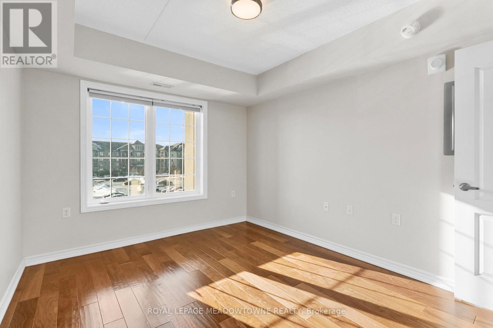 310 - 1470 Main Street E, Milton, Ontario  L9T 8W6 - Photo 26 - W12687816