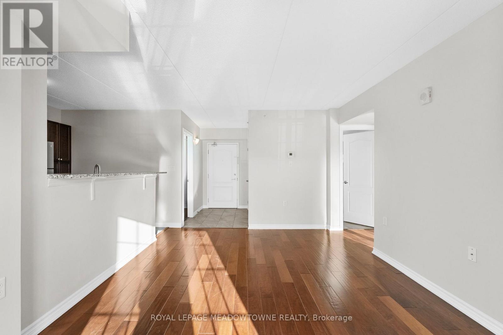 310 - 1470 Main Street E, Milton, Ontario  L9T 8W6 - Photo 7 - W12687816