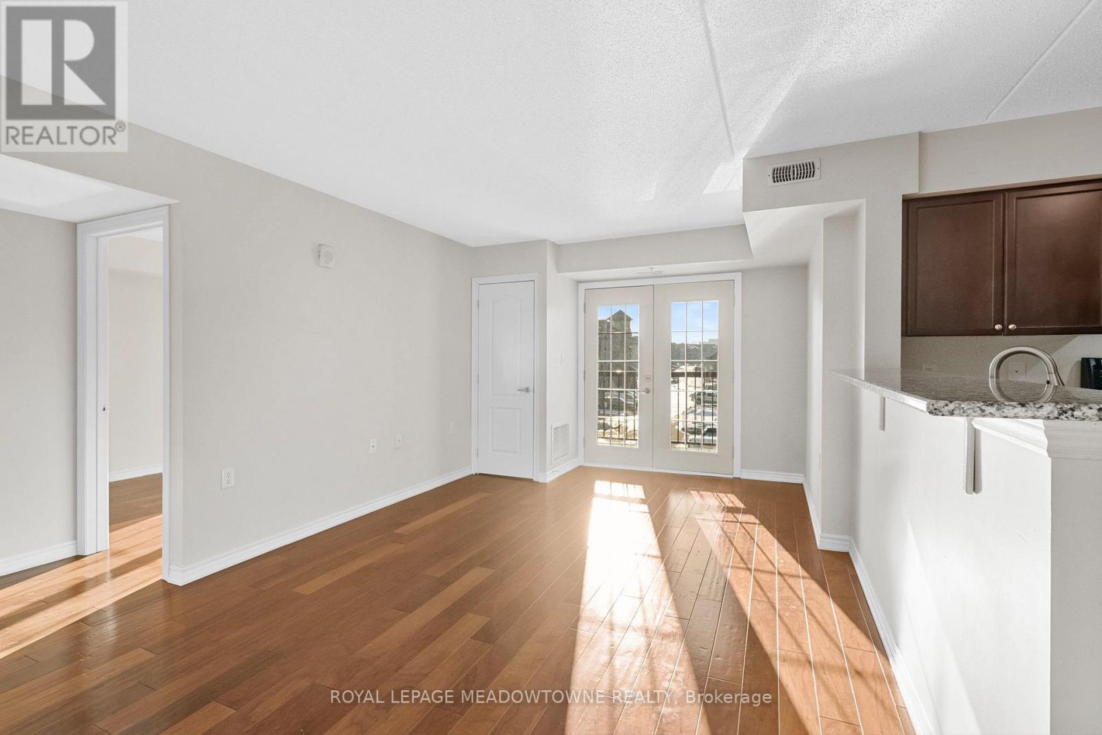 310 - 1470 Main Street E, Milton, Ontario  L9T 8W6 - Photo 8 - W12687816