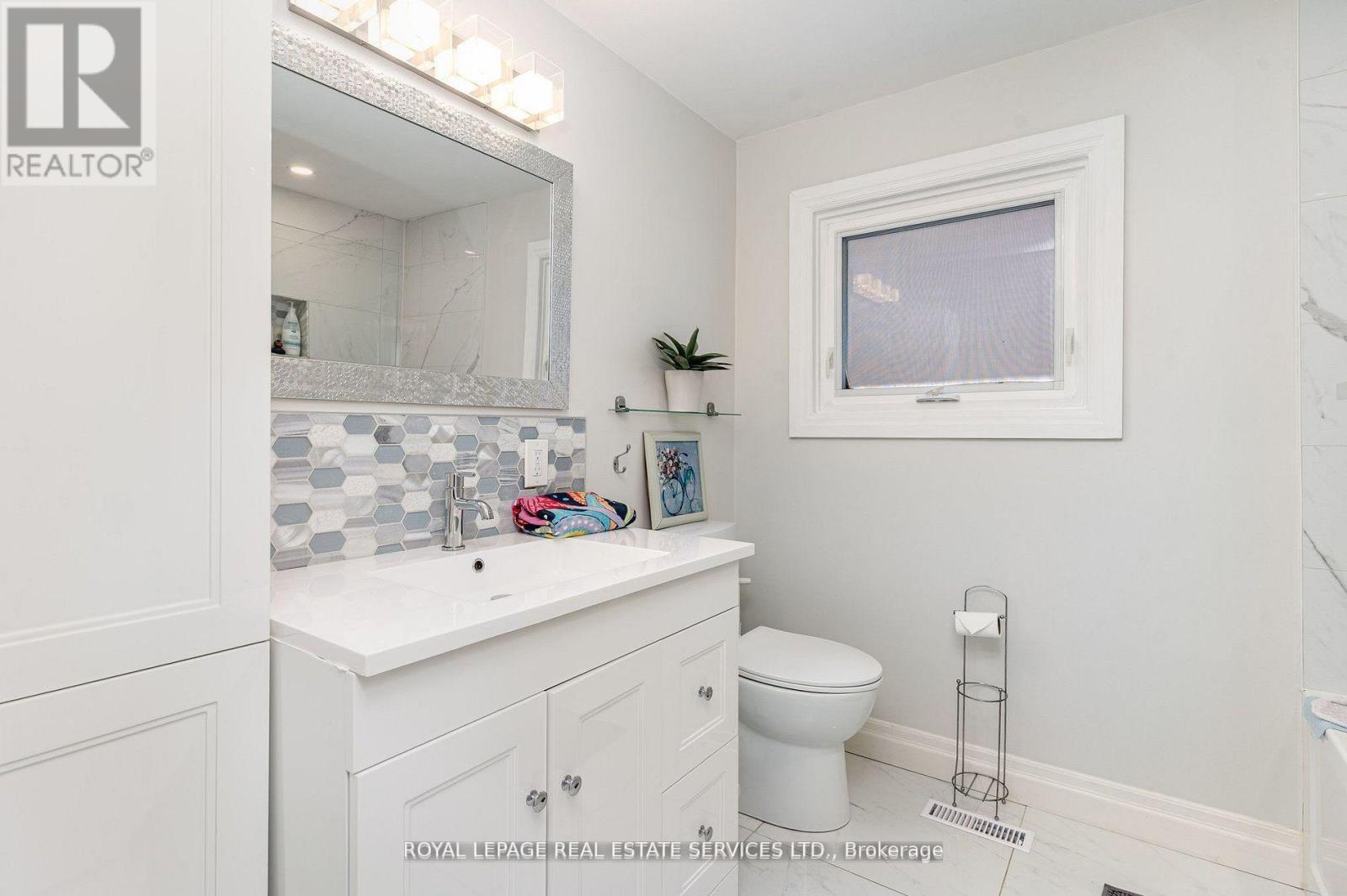 47 Lafferty Street, Toronto, Ontario  M9C 5B5 - Photo 23 - W12687862