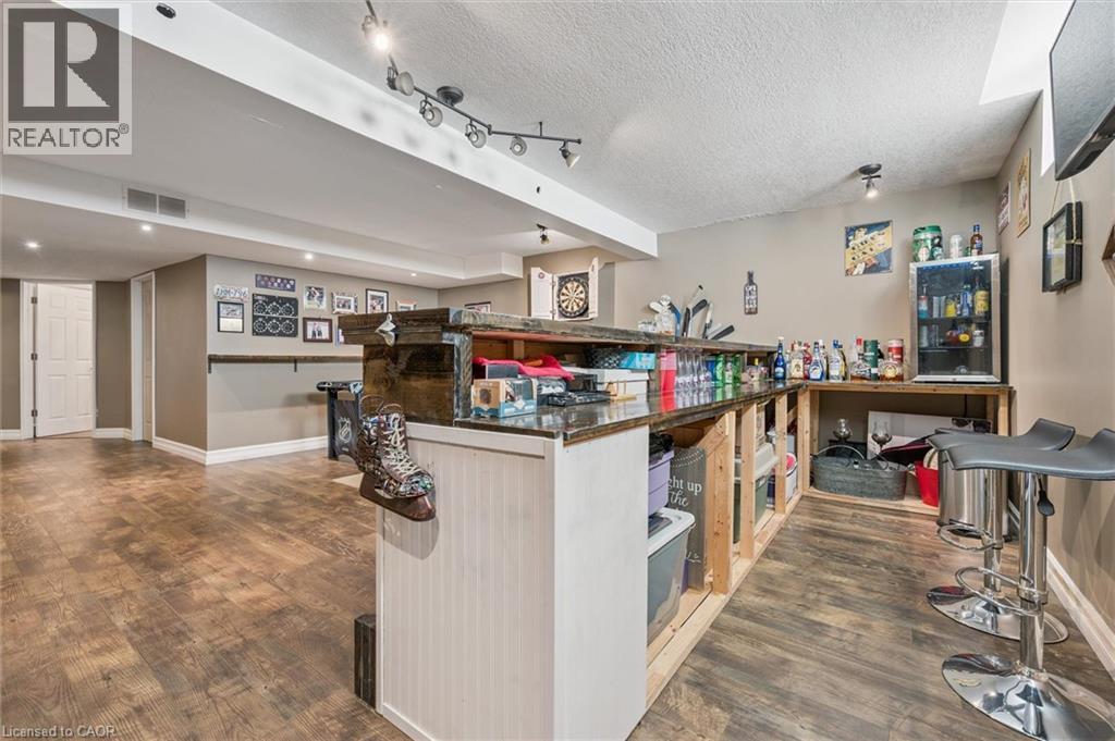 7 Hearthbridge Street, Kitchener, Ontario  N2R 1L5 - Photo 33 - 40785926