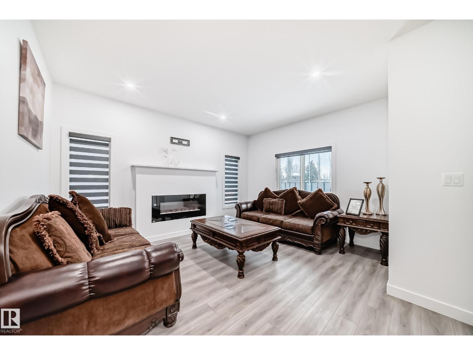 563 Kleins Cr, Leduc, Alberta  T9E 1J4 - Photo 4 - E4469778