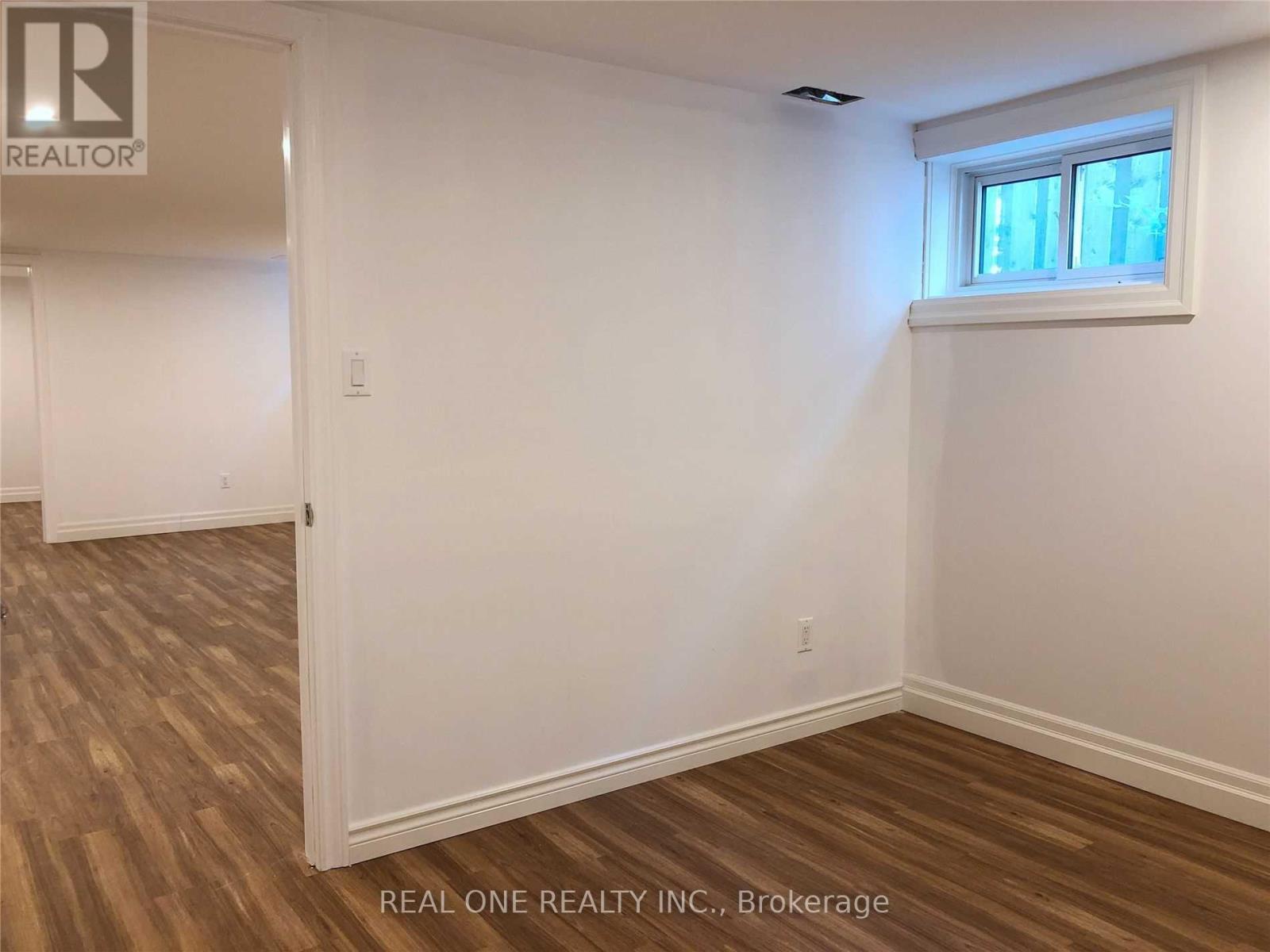 Bsmt - 25 Terrace Drive, Hamilton, Ontario  L9A 2Y5 - Photo 13 - X12687860