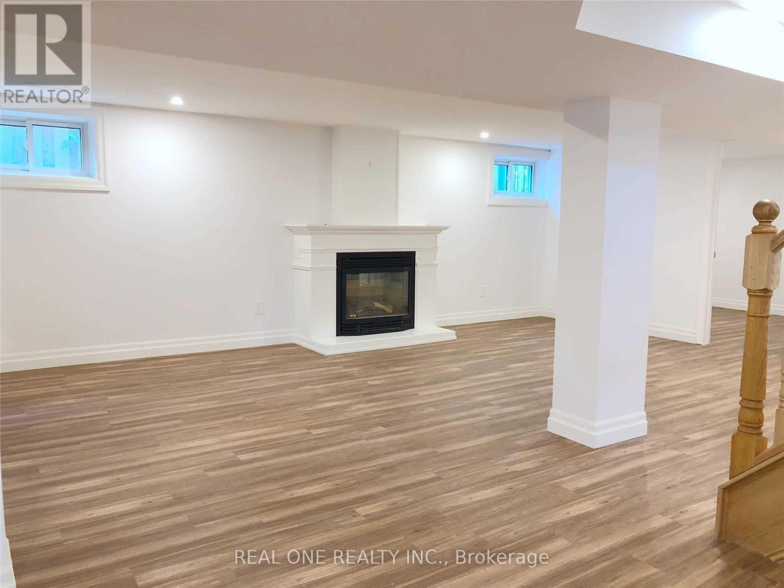 Bsmt - 25 Terrace Drive, Hamilton, Ontario  L9A 2Y5 - Photo 5 - X12687860