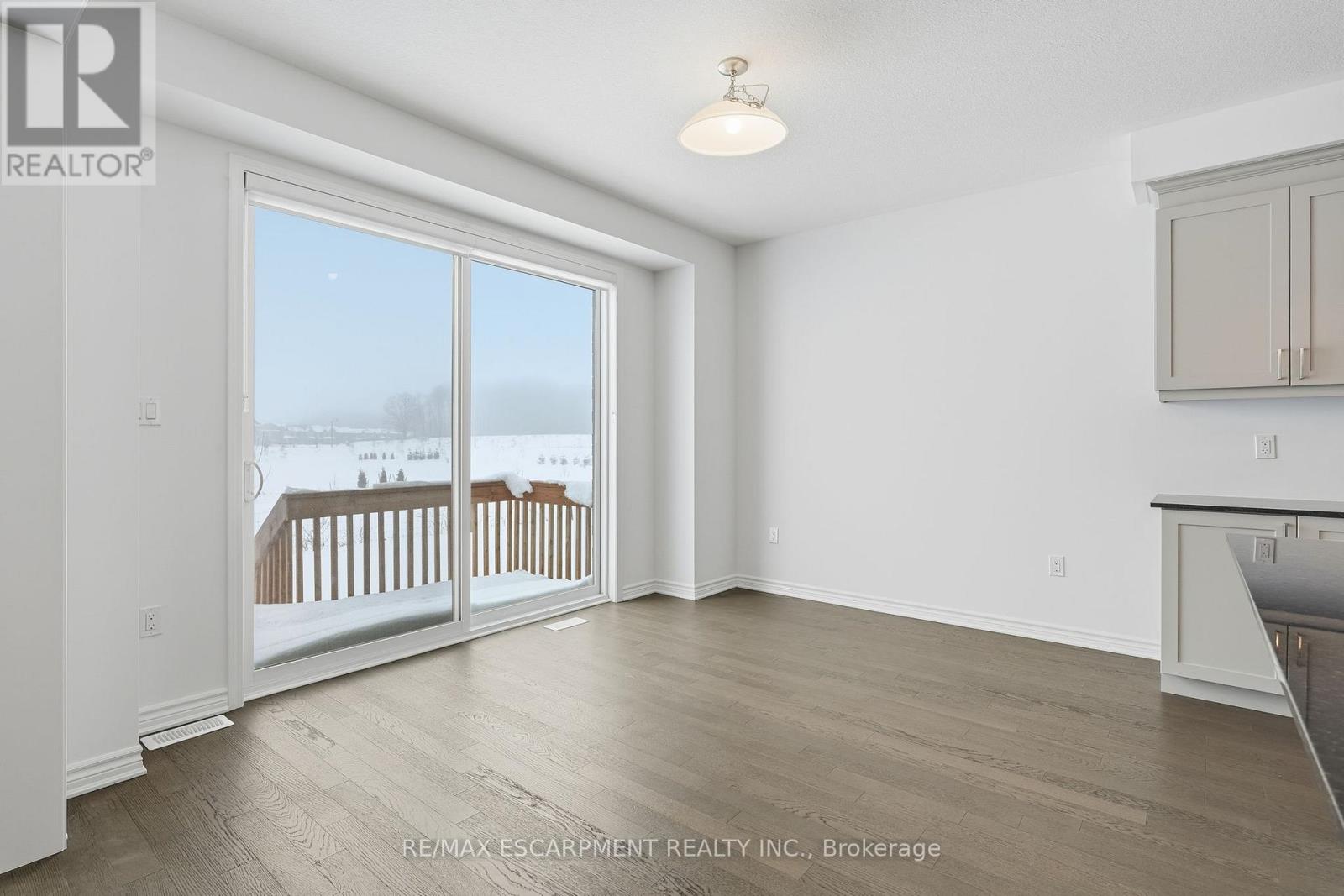 322 Millstone Street, Kitchener, Ontario  N2R 0V4 - Photo 16 - X12687872