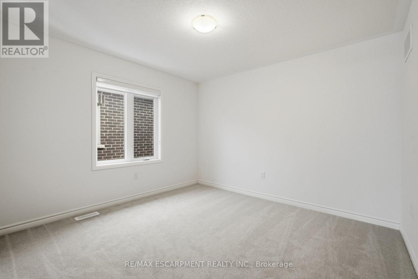 322 Millstone Street, Kitchener, Ontario  N2R 0V4 - Photo 32 - X12687872