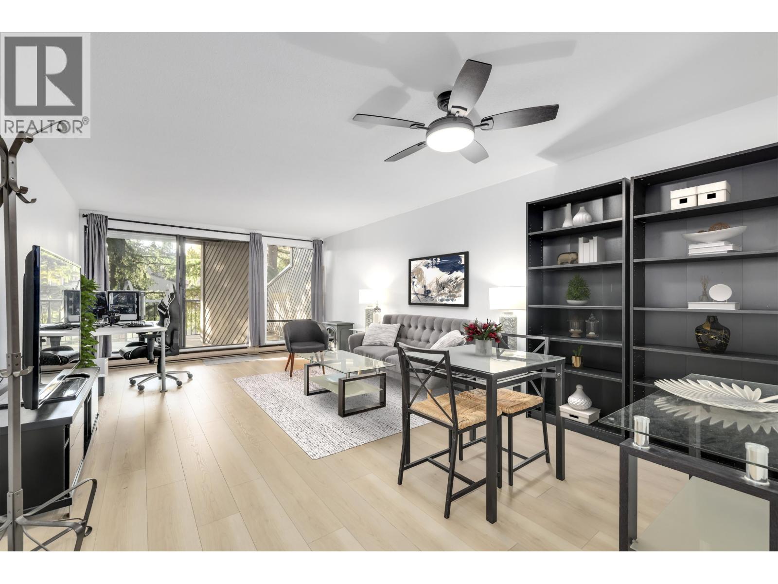 106 9300 GLENACRES DRIVE, Richmond, British Columbia