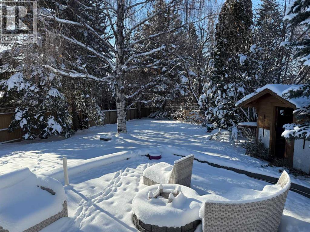 119 Pump Hill Bay Sw, Calgary, Alberta  T2V 4L6 - Photo 35 - A2277872