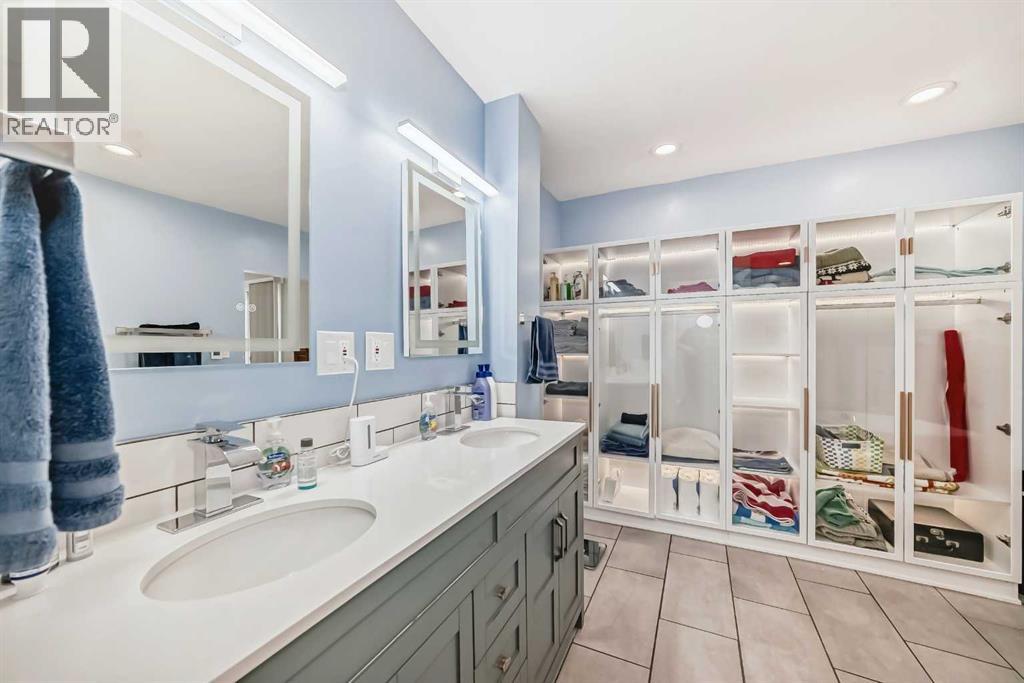 119 Pump Hill Bay Sw, Calgary, Alberta  T2V 4L6 - Photo 21 - A2277872