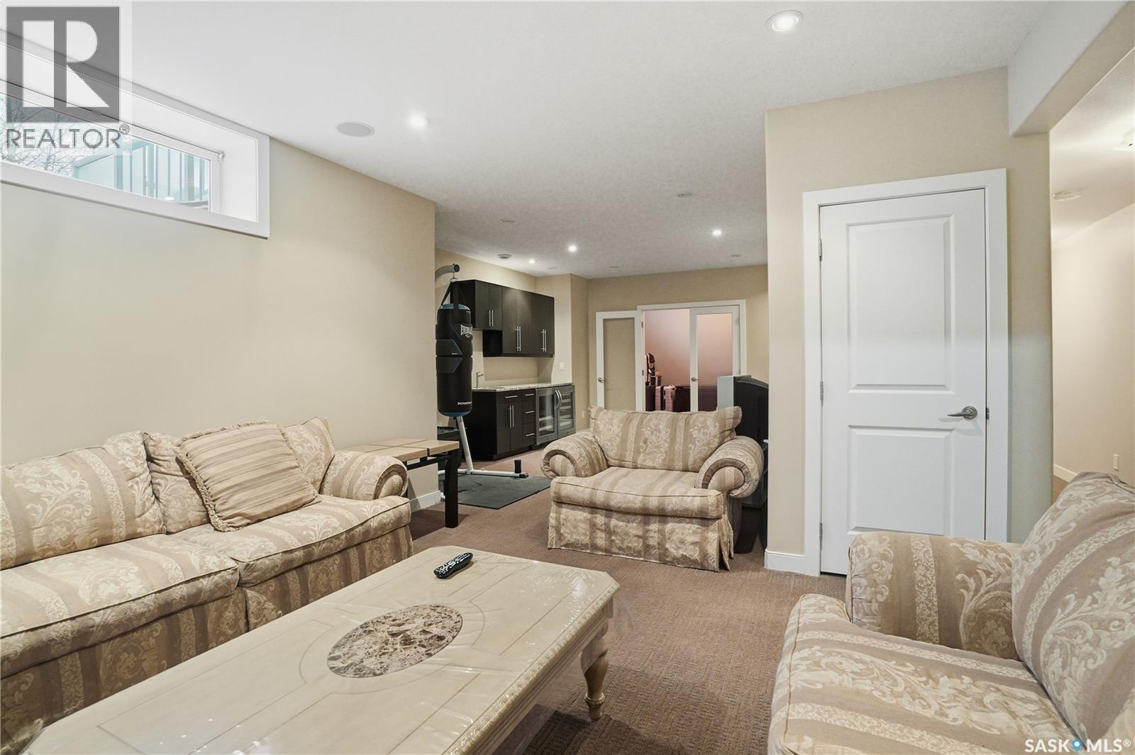 215 Beechwood Crescent, Saskatoon, Saskatchewan  S7V 1K6 - Photo 36 - SK026646