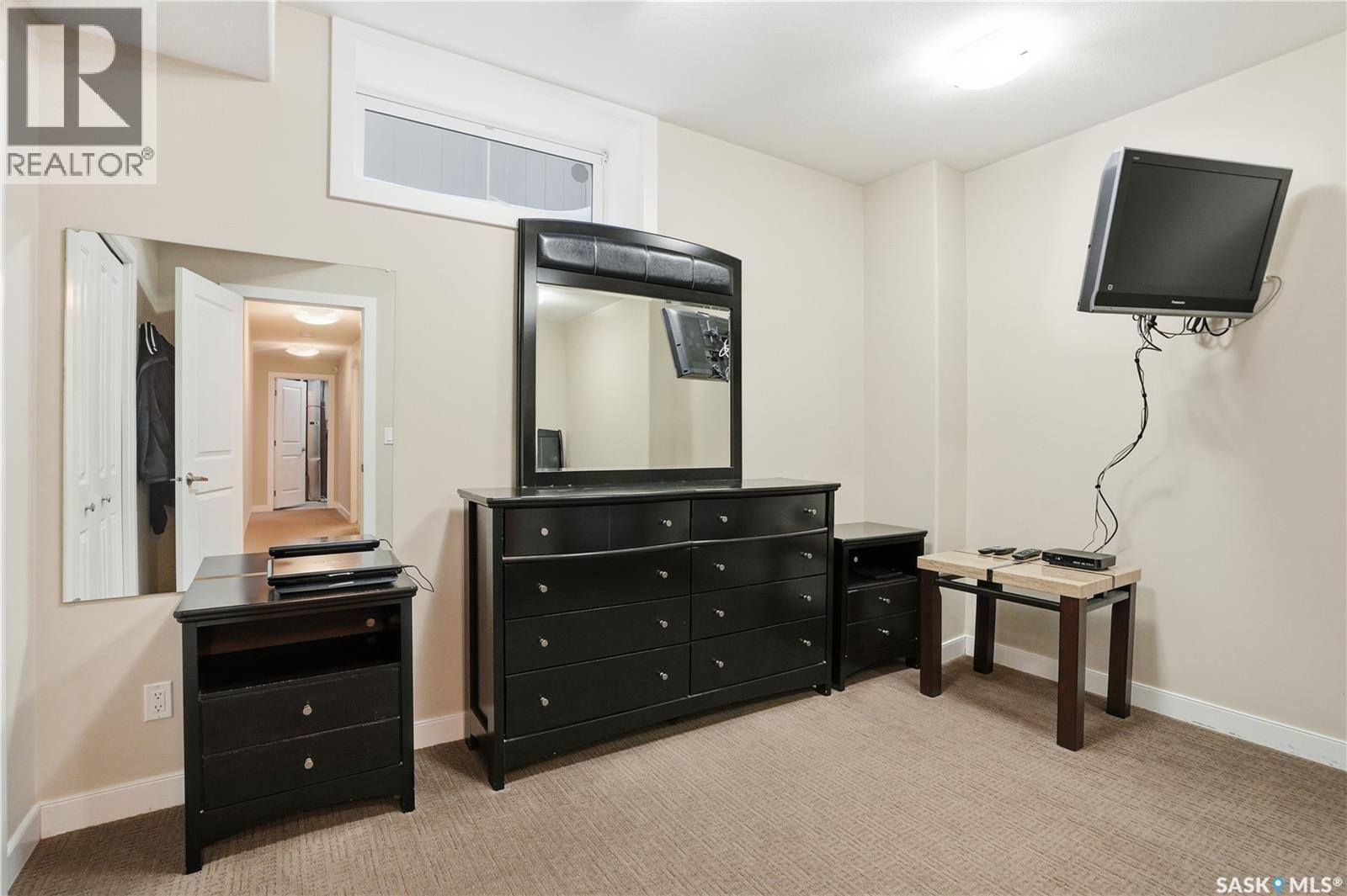 215 Beechwood Crescent, Saskatoon, Saskatchewan  S7V 1K6 - Photo 38 - SK026646