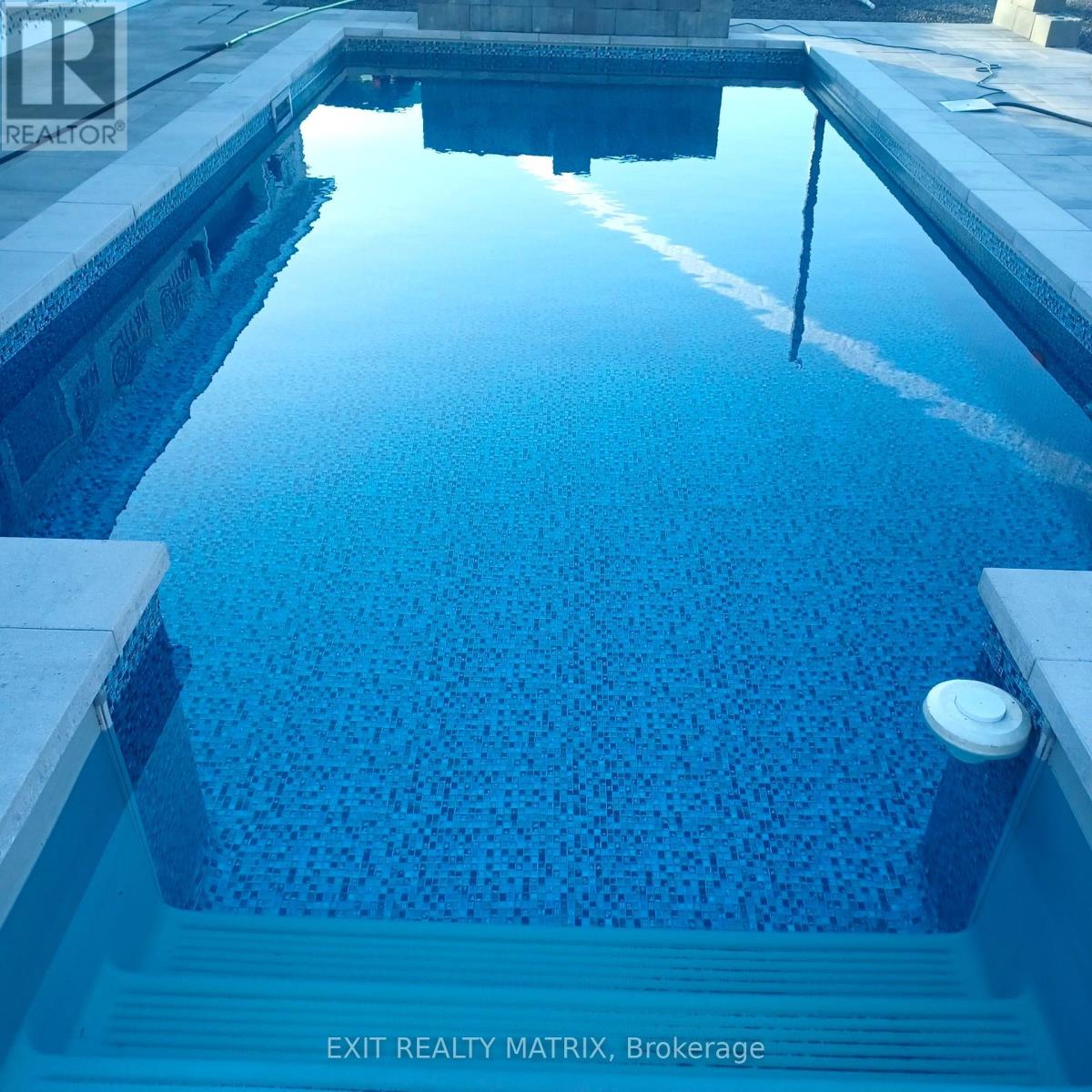 213 Longueuil Street, Champlain, Ontario  K0B 1K0 - Photo 38 - X12687916