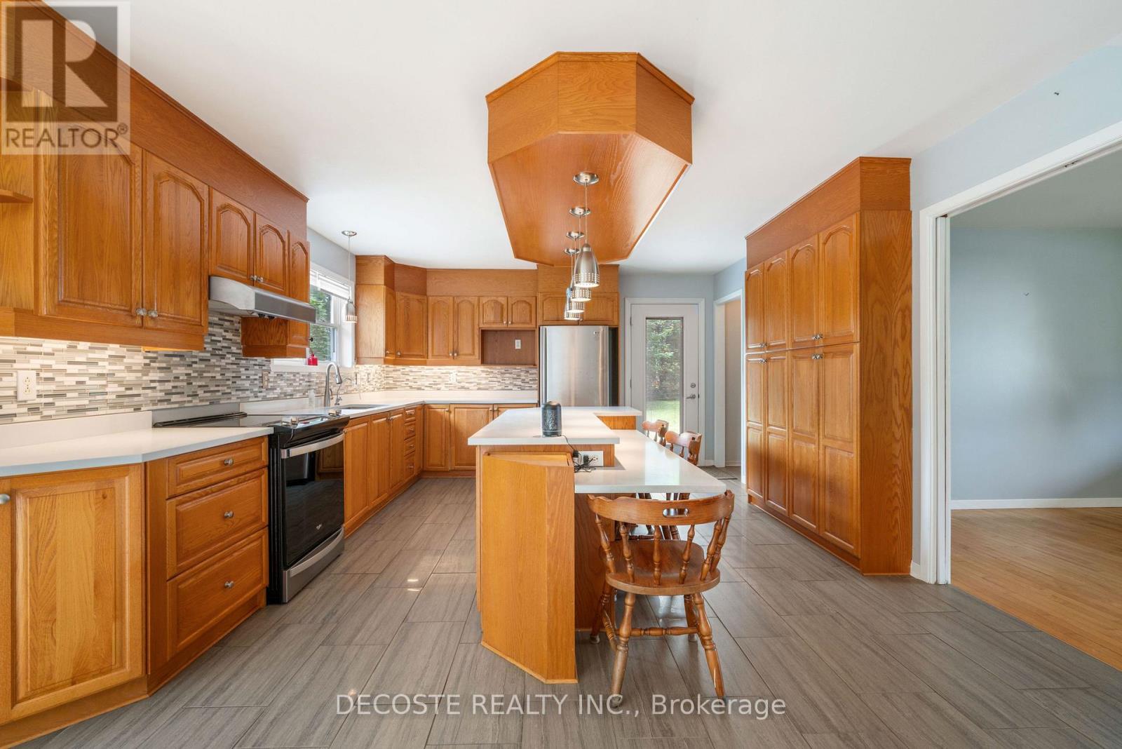 21890 County 10 Road, North Glengarry, Ontario  K0B 1H0 - Photo 12 - X12687958