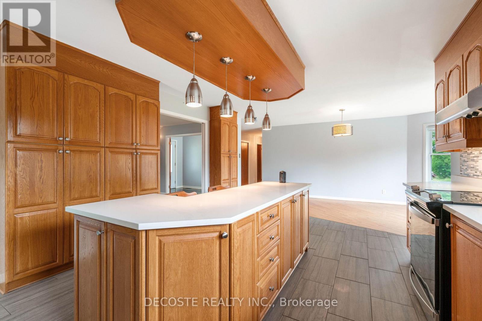 21890 County 10 Road, North Glengarry, Ontario  K0B 1H0 - Photo 15 - X12687958