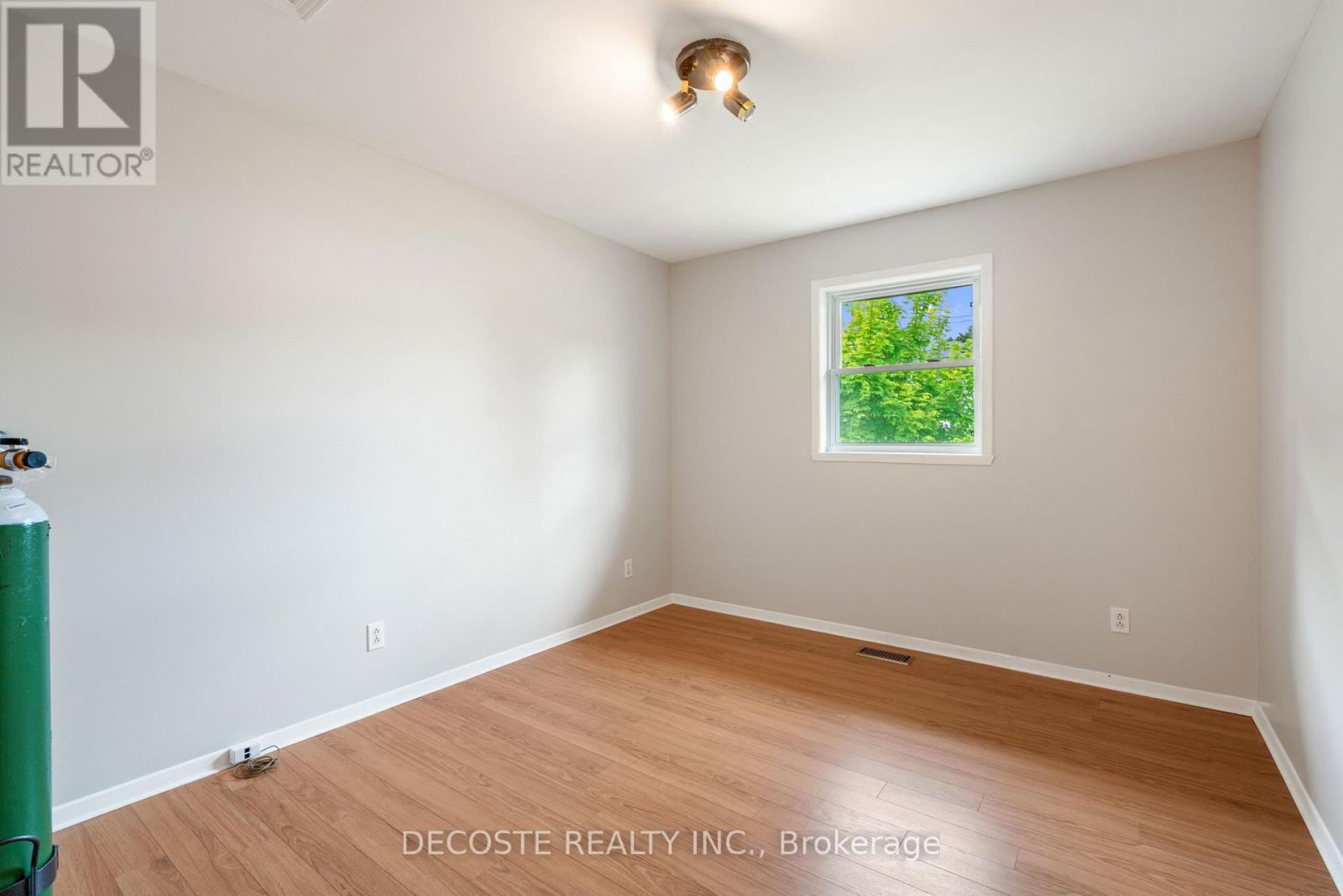 21890 County 10 Road, North Glengarry, Ontario  K0B 1H0 - Photo 17 - X12687958