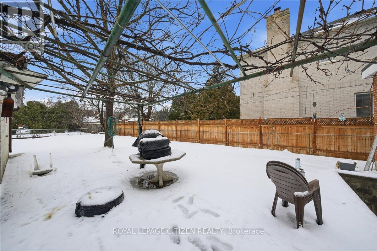 Main - 20 Dunsmore Gardens, Toronto, Ontario  M3H 3M2 - Photo 35 - C12682246