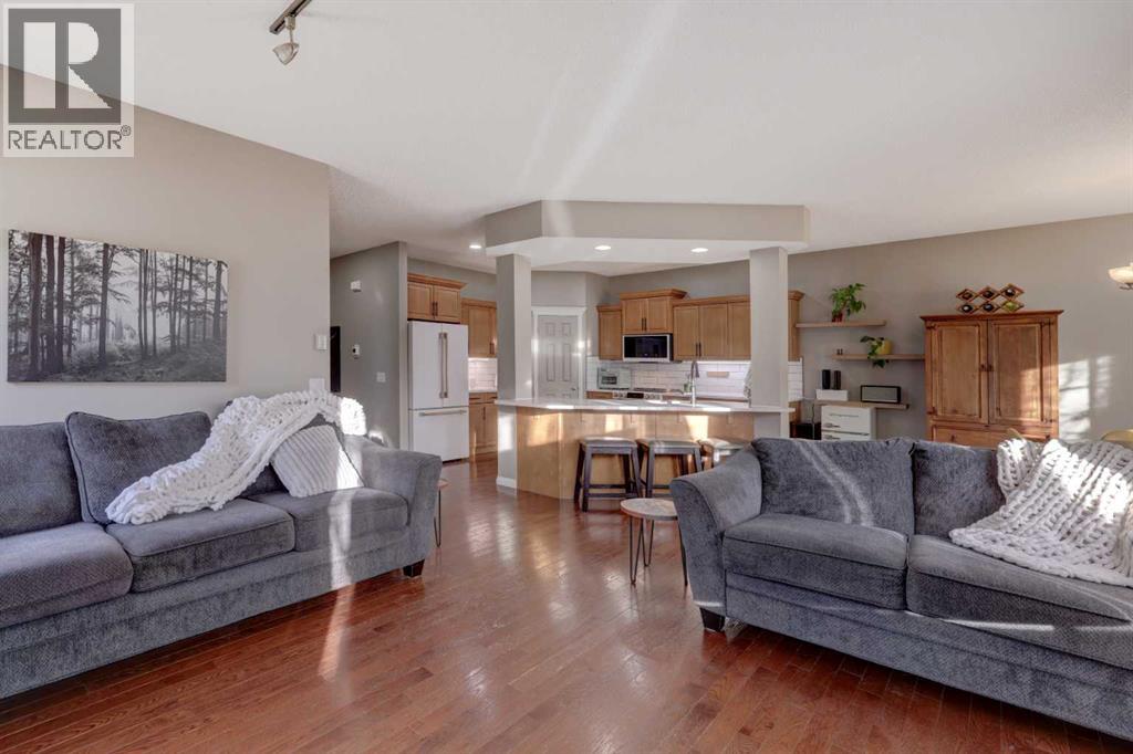 113 Thornleigh Close Se, Airdrie, Alberta  T4A 2E6 - Photo 4 - A2278616