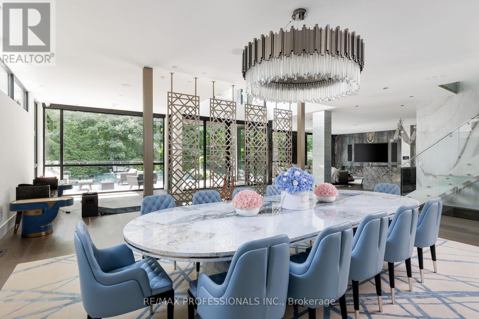 7 Ashley Park Road, Toronto, Ontario  M9A 4C9 - Photo 7 - W12687324