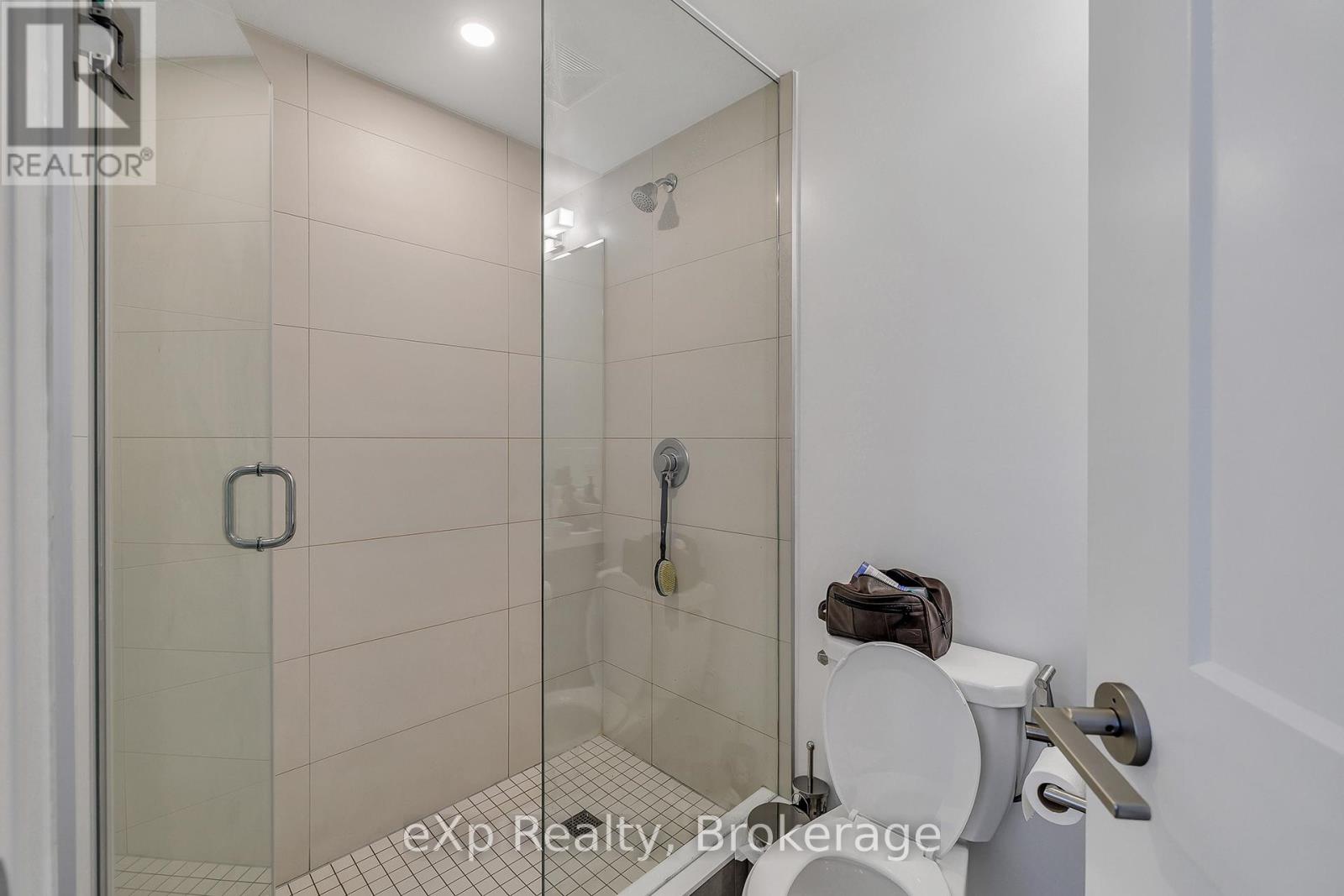 1903 - 8 Widmer Street, Toronto (Waterfront Communities), Ontario  M5V 0W6 - Photo 7 - C12688146