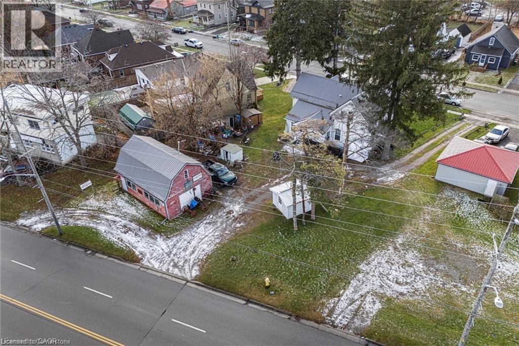 PT LT 17 QUEENSWAY W, Simcoe, Ontario