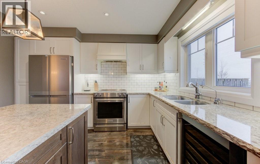 31 Eliza Avenue, Kitchener, Ontario  N2E 0G2 - Photo 16 - 40795096