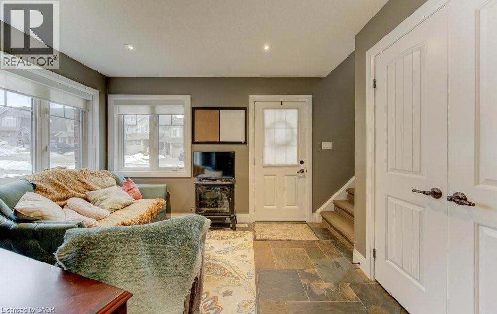 31 Eliza Avenue, Kitchener, Ontario  N2E 0G2 - Photo 6 - 40795096