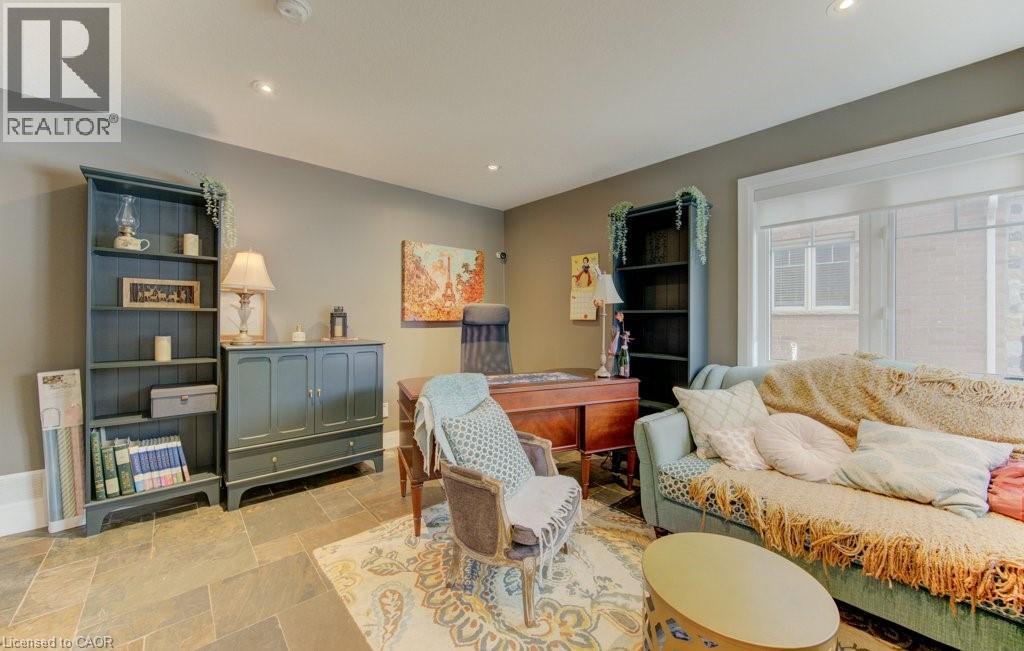 31 Eliza Avenue, Kitchener, Ontario  N2E 0G2 - Photo 7 - 40795096