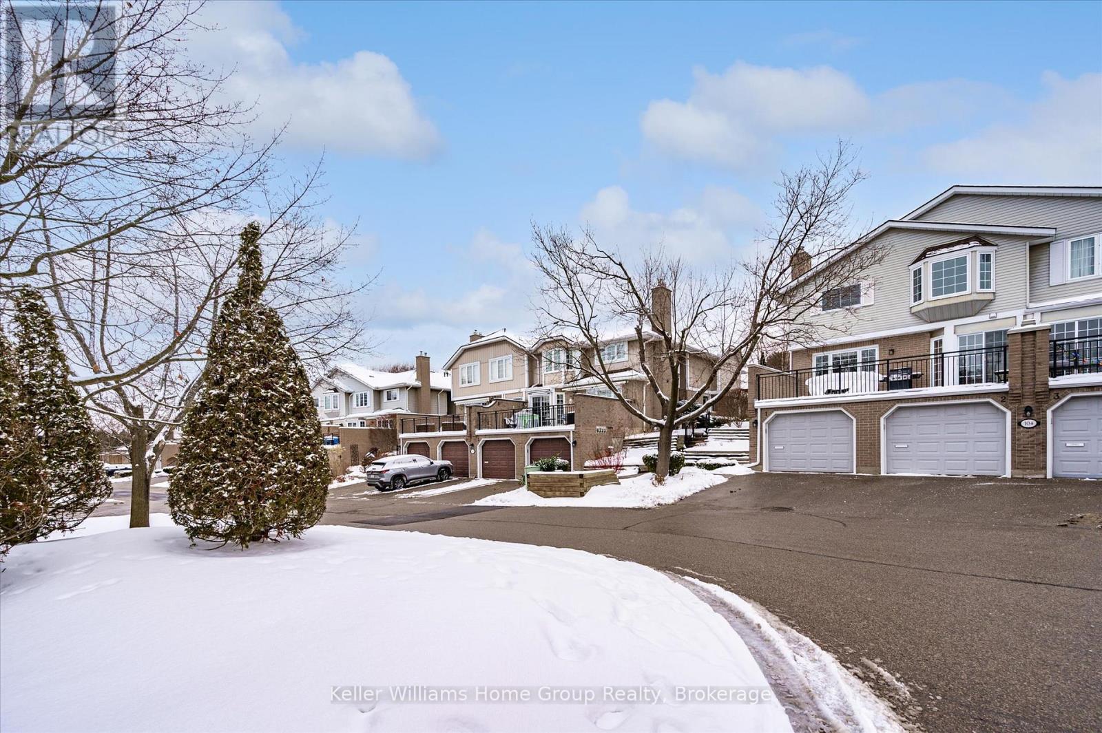 4 - 106 Woodlawn Road E, Guelph (Victoria North), Ontario  N1E 1B7 - Photo 6 - X12688056