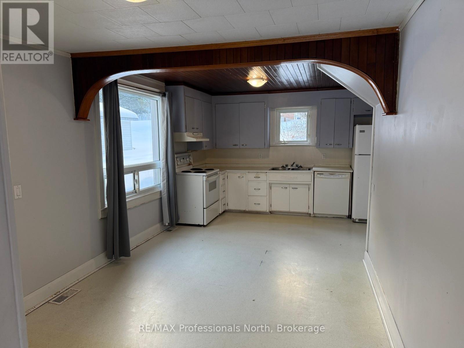 1092 Pioneer Road, Highlands East (Glamorgan), Ontario  K0M 1R0 - Photo 10 - X12688096