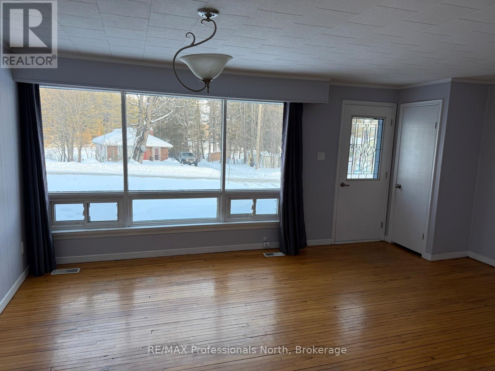 1092 Pioneer Road, Highlands East (Glamorgan), Ontario  K0M 1R0 - Photo 11 - X12688096