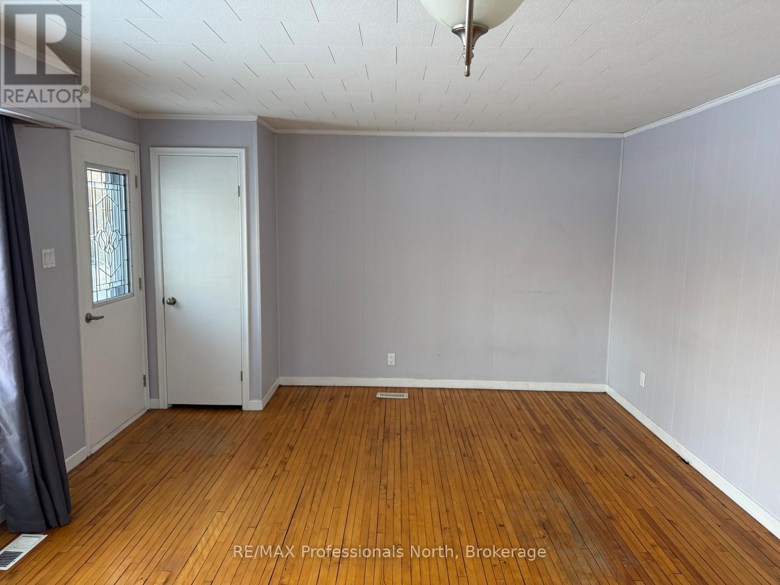 1092 Pioneer Road, Highlands East (Glamorgan), Ontario  K0M 1R0 - Photo 13 - X12688096