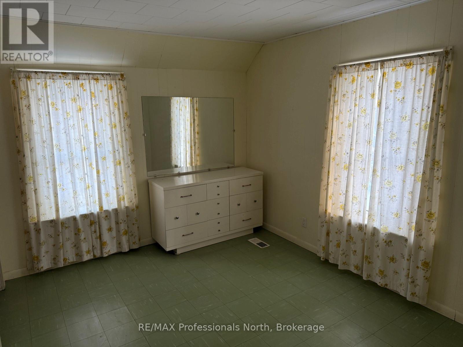 1092 Pioneer Road, Highlands East (Glamorgan), Ontario  K0M 1R0 - Photo 17 - X12688096