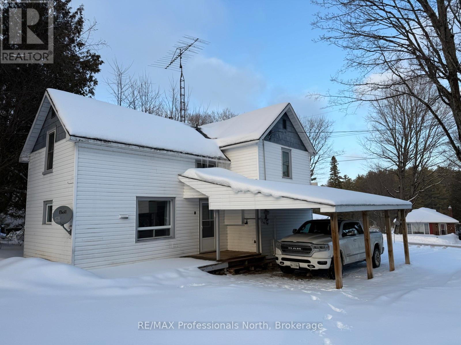 1092 Pioneer Road, Highlands East (Glamorgan), Ontario  K0M 1R0 - Photo 4 - X12688096