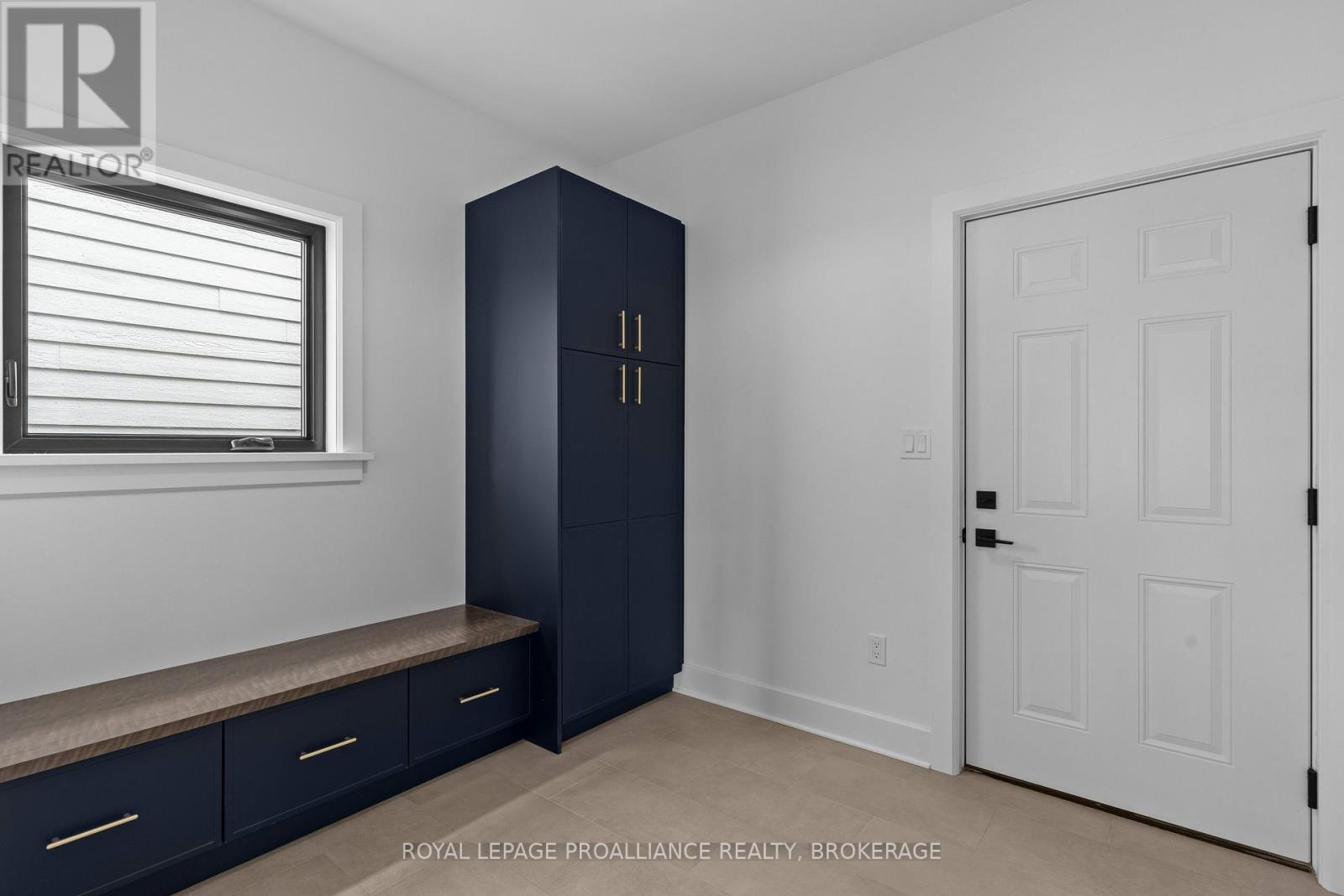 2 Park Crescent, Loyalist, Ontario  K7N 0C2 - Photo 16 - X12688108