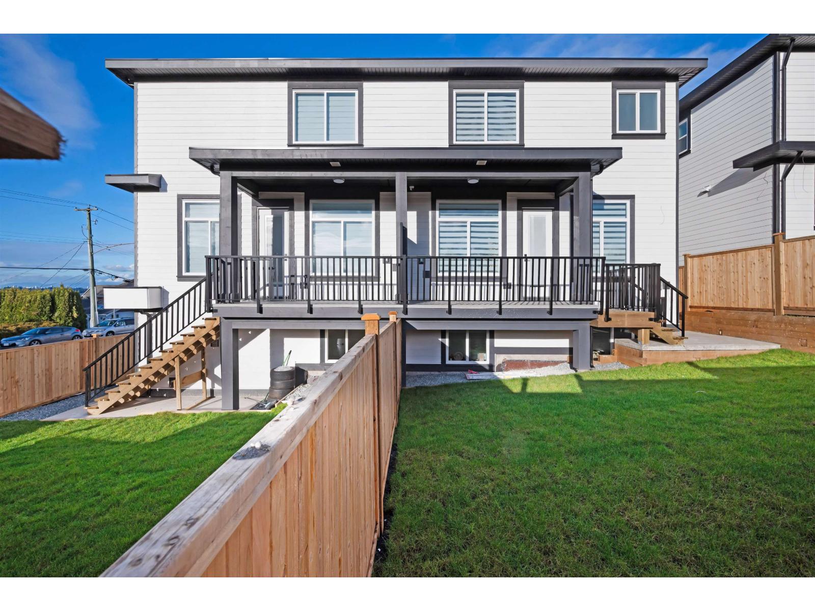 102 18002 63b Avenue, Surrey, British Columbia  V3S 4G1 - Photo 5 - R3075328