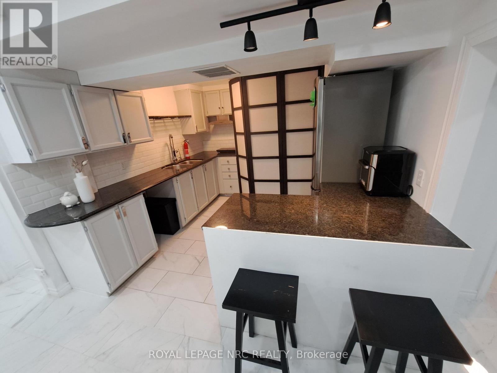 51 Briarsdale Crescent, Welland, Ontario  L3C 6S7 - Photo 31 - X12602118