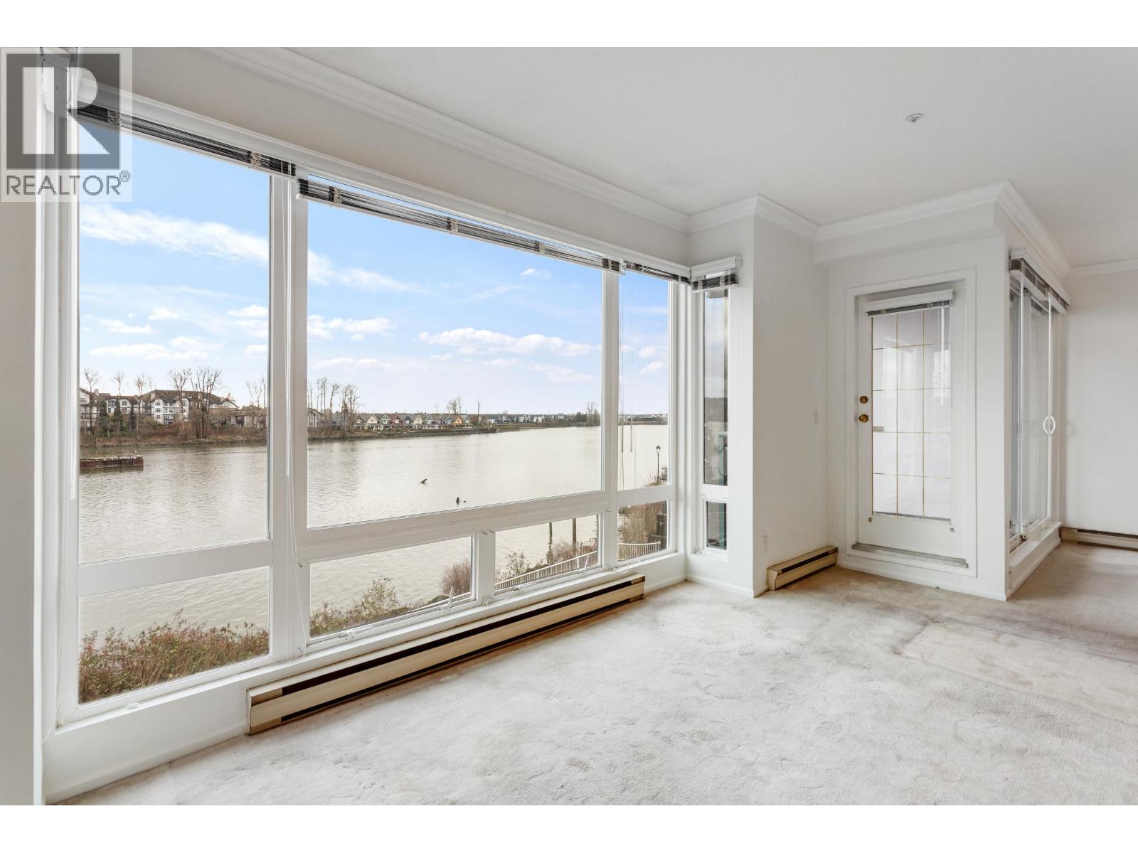 305 8 Laguna Court, New Westminster, British Columbia  V3M 6M6 - Photo 6 - R3078081