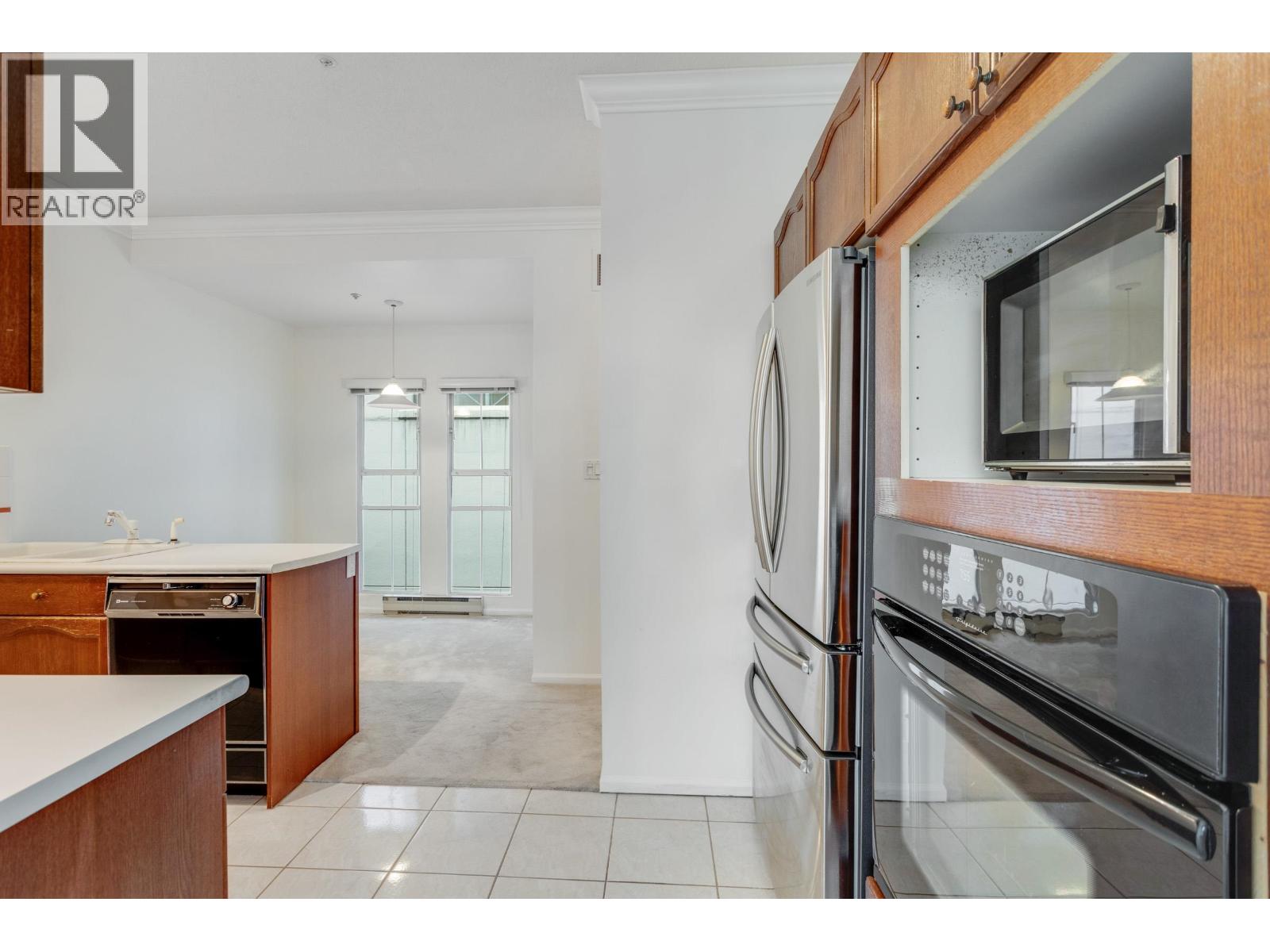 305 8 Laguna Court, New Westminster, British Columbia  V3M 6M6 - Photo 10 - R3078081