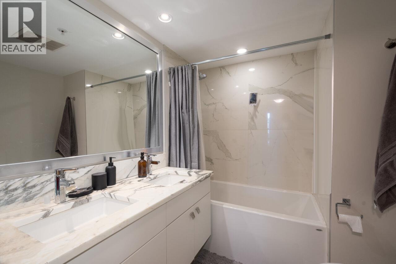 2063 W 10th Avenue, Vancouver, British Columbia  V6J 0H1 - Photo 13 - R3078192