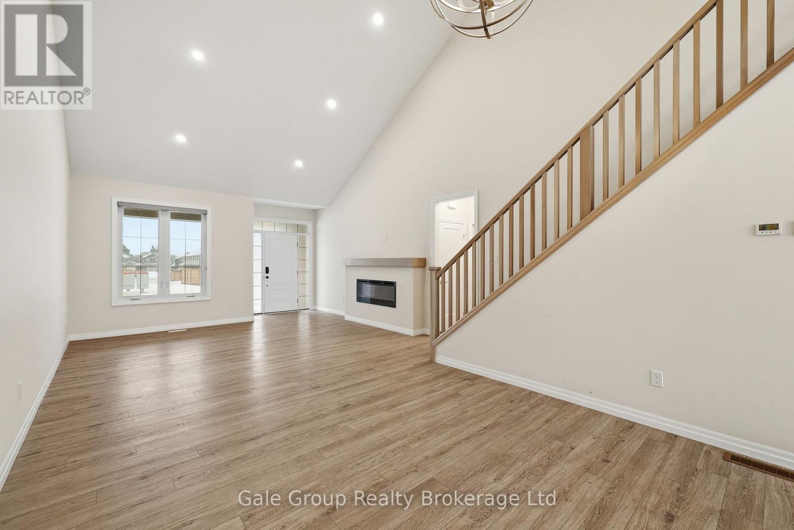 61 Keba Crescent, Tillsonburg, Ontario  N4G 0K7 - Photo 9 - X12688120