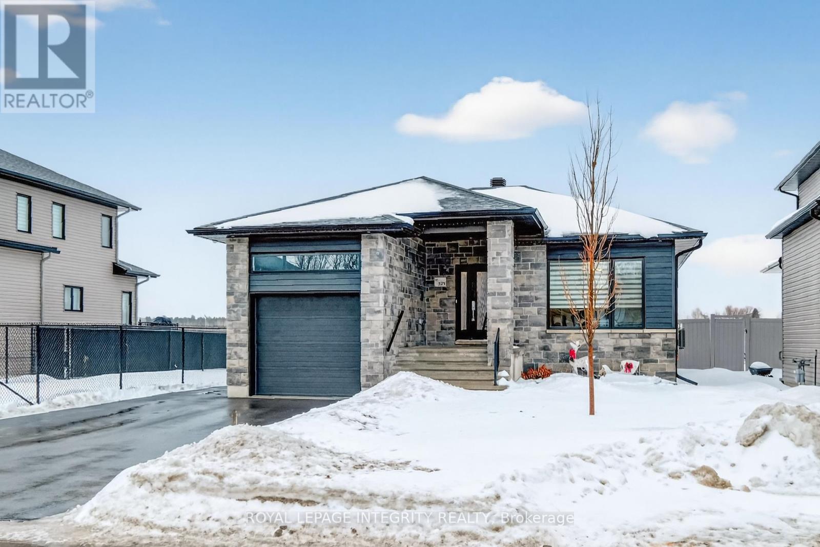 329 Dore Street, Casselman, Ontario  K0A 1M0 - Photo 1 - X12687894