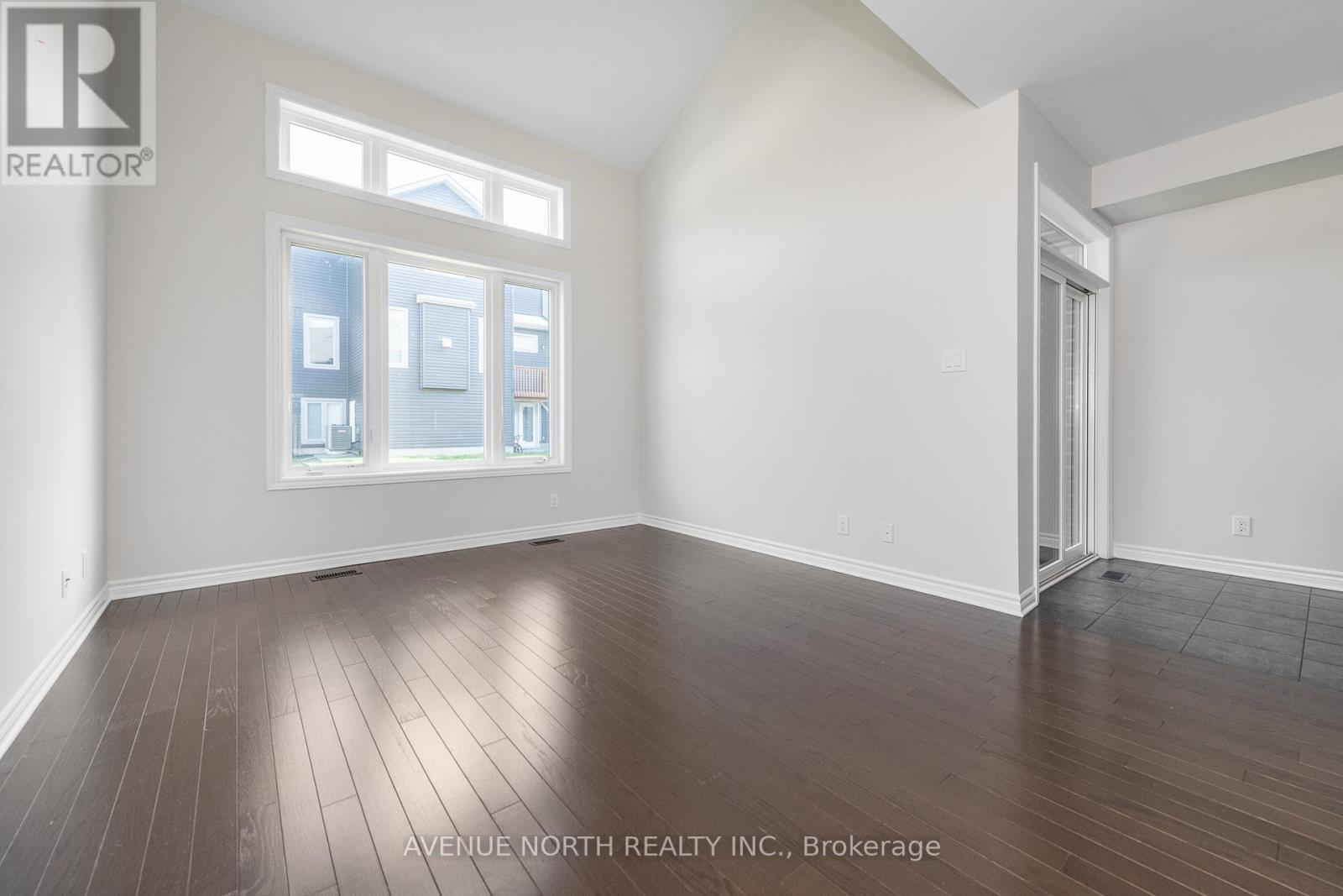 1024 Kijik Crescent, Ottawa, Ontario  K1X 0G9 - Photo 12 - X12687924