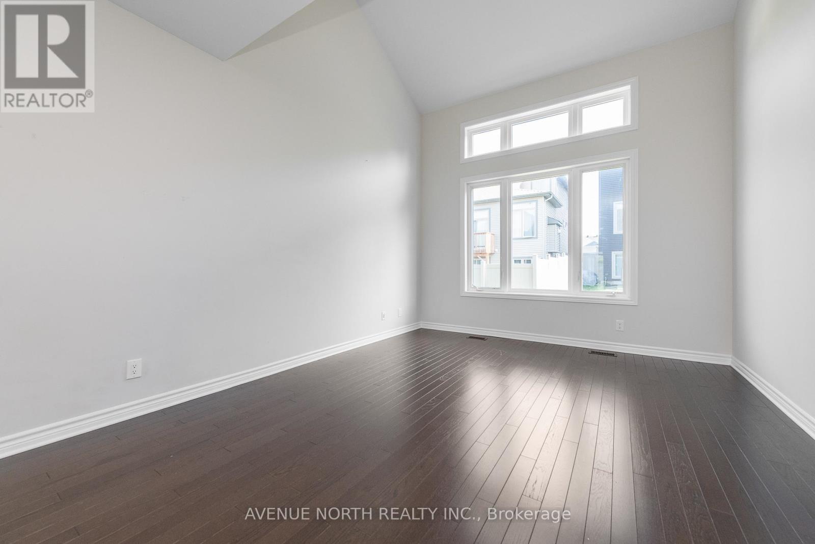 1024 Kijik Crescent, Ottawa, Ontario  K1X 0G9 - Photo 13 - X12687924